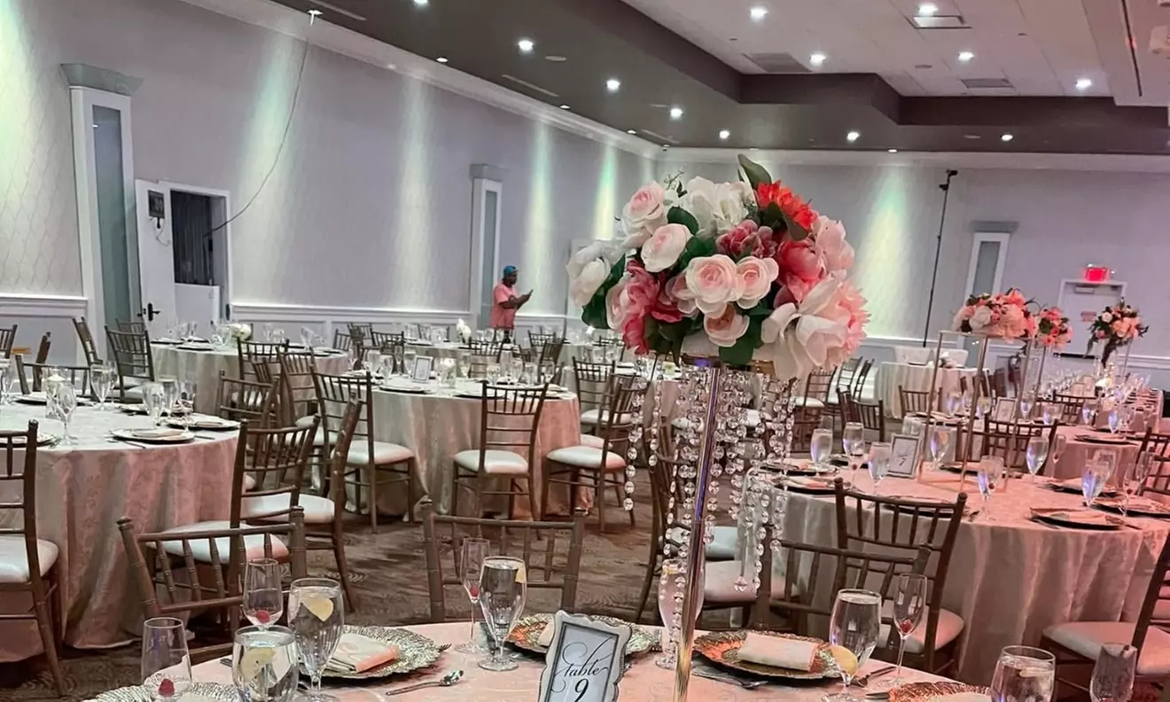 Custom Event Decoration: Backdrops, Drapes & Centerpieces