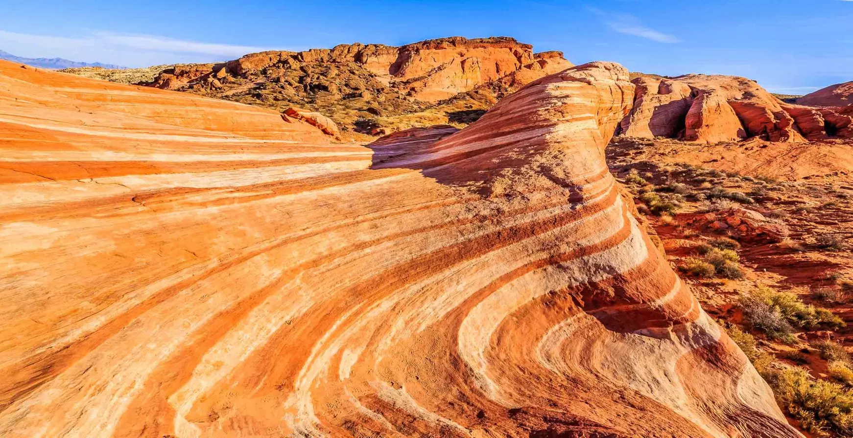 Explore the Valley of Fire with Las Vegas as your Starting Point