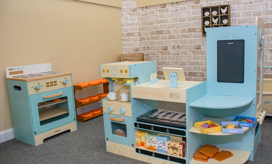 Image 10: Wonder Kids Playland: Themed Playhouses for Creative Fun