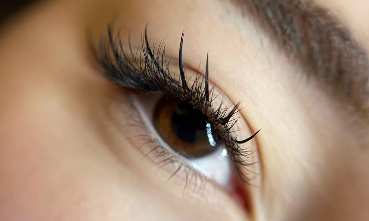 Konsultacja online z przedłużania rzęs przed zabiegiem