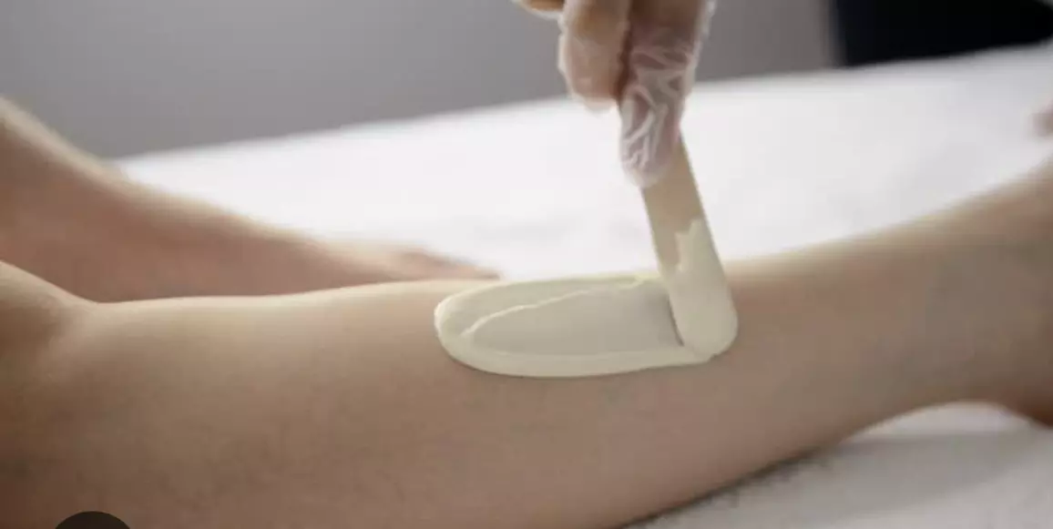 Renew w/ Women’s Lower Legs Wax (Both Legs), Under arm Wax, Bikini Wax