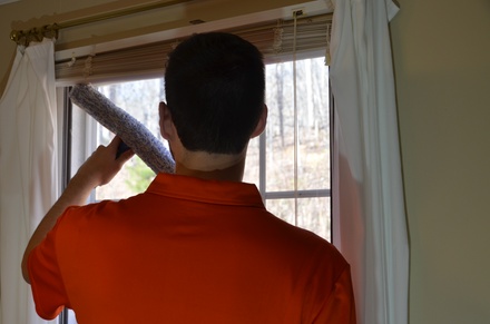 Exterior Window Cleaning for 10 Windows - Volunteer Services LLC