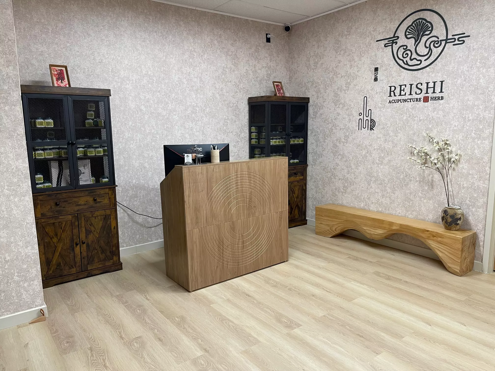 Relax and Unwind with a Choice of 60, 90, or 120-Minute Massages