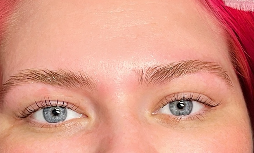 Image 4: Keratin Lash Lift & Tint Sessions with Free Elleebana Serum & Mascara