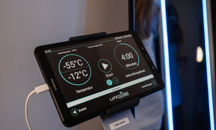 Image 2: Kryo-Anwendung ​in der Kältekamme