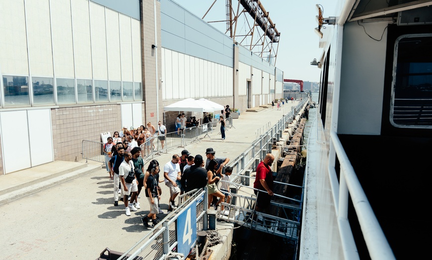 Image 8: VIP NYC Boat Tour: Liberty Views & Souvenirs for Groups of 1–10