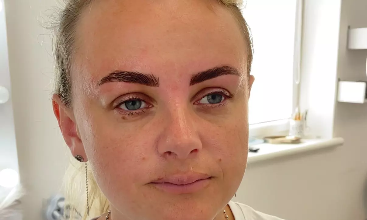 Achieve Perfect Brows with Eyebrow Tinting with Optional Lamination