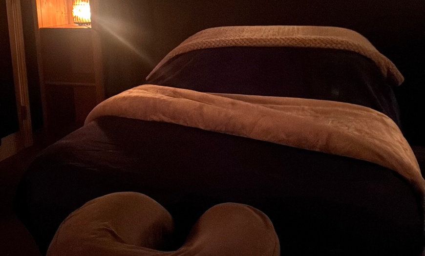 Image 2: Relaxing 90-Minute Massage: Choose Relaxation or Hot Stone
