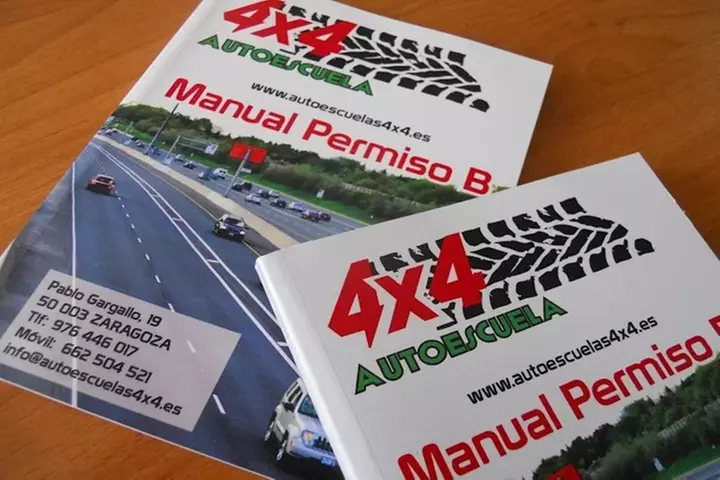 Curso para obtener el carné de conducir B con matrícula, libros, 2 o 4 clases prácticas y hasta 94% de descuento - Primary Image