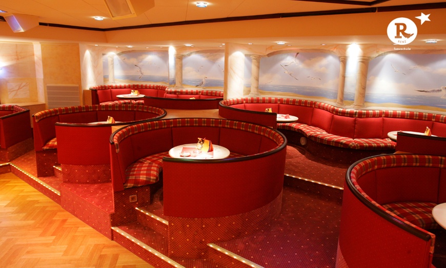 Image 8: 4x Discofox- oder Salsa-Anfänger-Kurs oder 1 Monat unbegrenzte Kurse