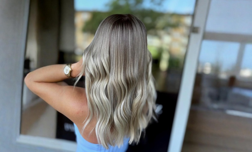 Image 1: Keratin-Kur Behandlung inkl. Waschen, Schneiden, Föhnen & Kopf-Massage