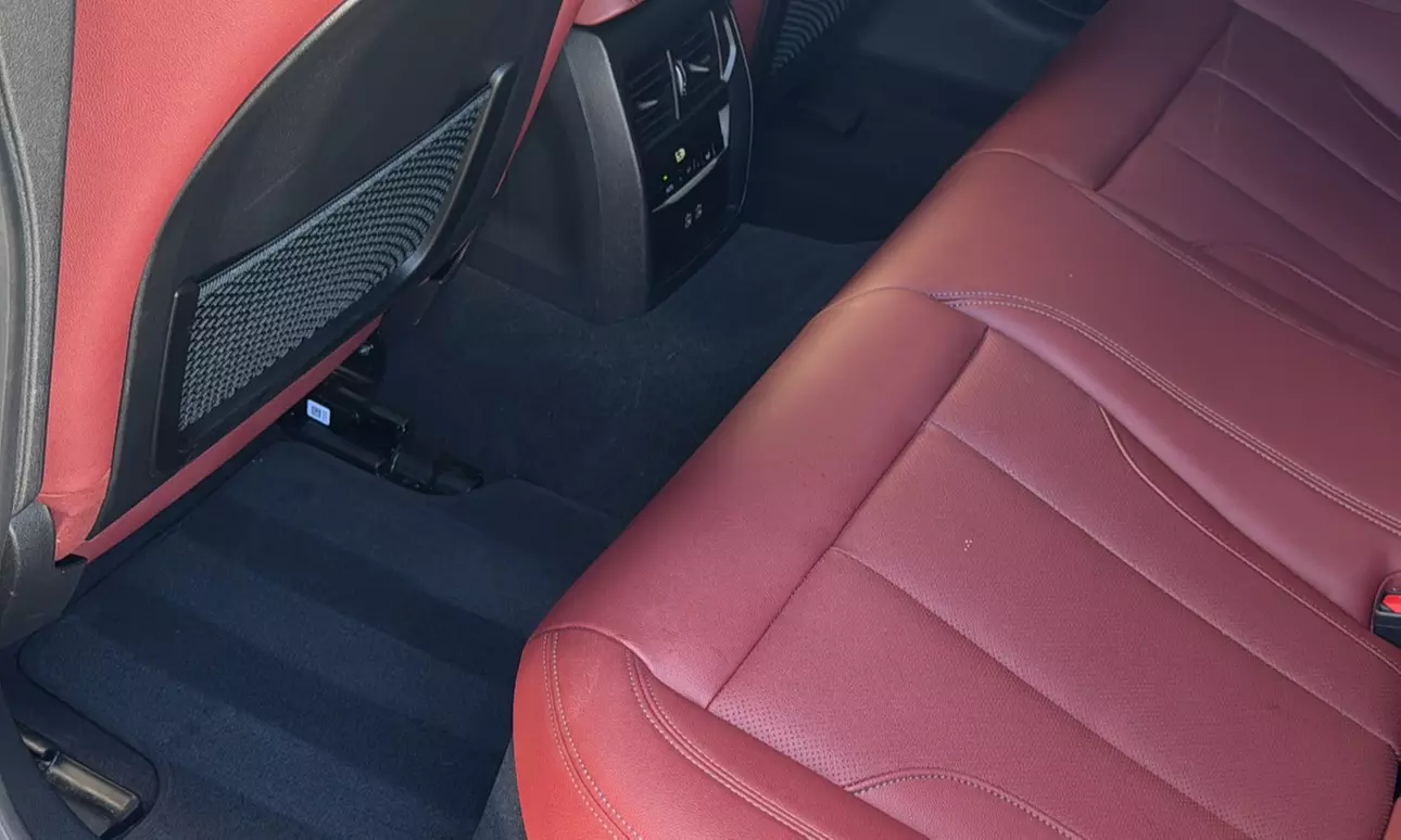 Executive Shine: Full Detail That Makes Any Ride Look Showroom-Ready!