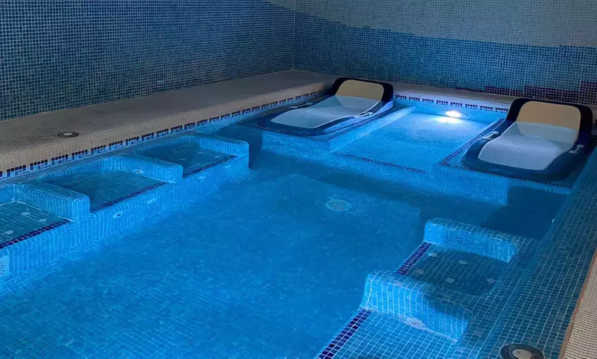 Circuito spa en pareja con masaje, mascarilla y aceites esenciales