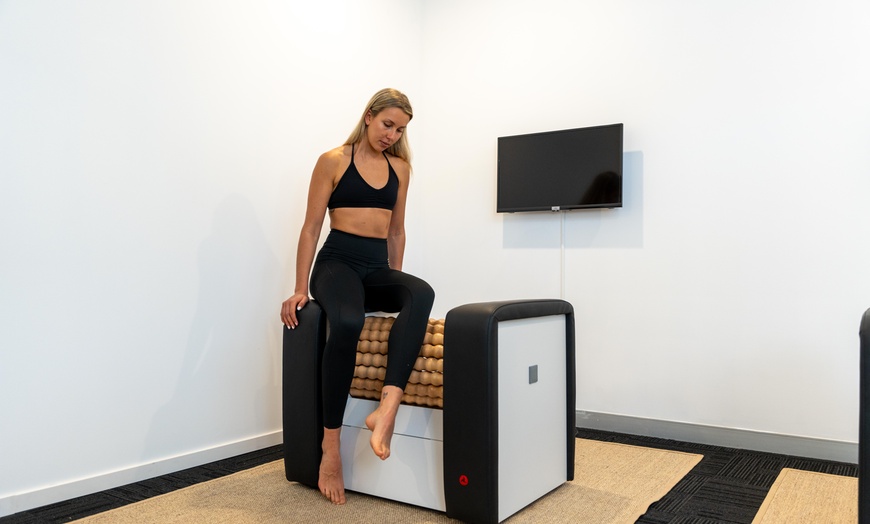 Image 3: Relax with 45 Minute Infrared Sauna or Lymphatic Massage Roller