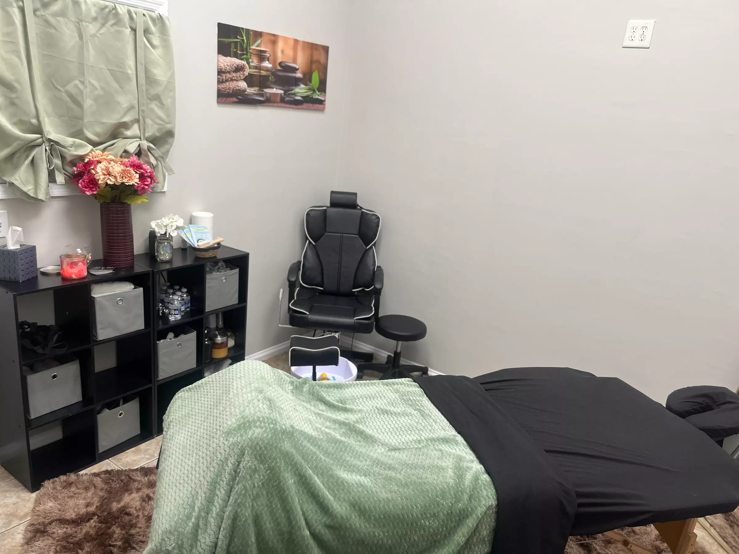 Relax with One 60 or 90-Minute Full-Body Massage for Couples