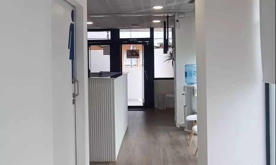 Limpieza bucal con pulido, diagnóstico y opción a 1 empaste