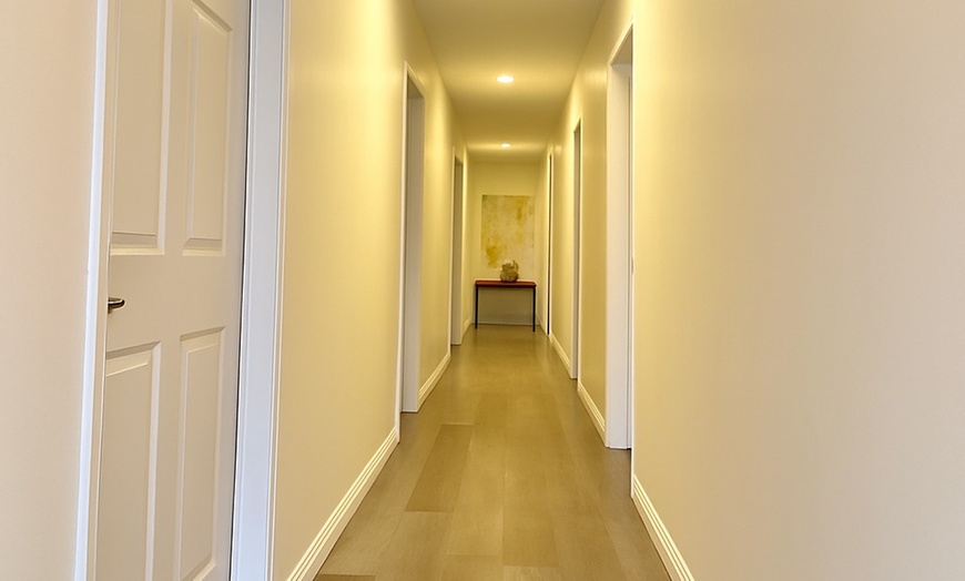 Image 4: Relax with 60 or 90 Minute Massage Options including Couples Session