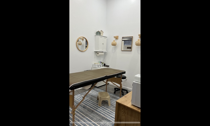 Image 1: Get Brazilian Sugar Wax at More Beautiful You