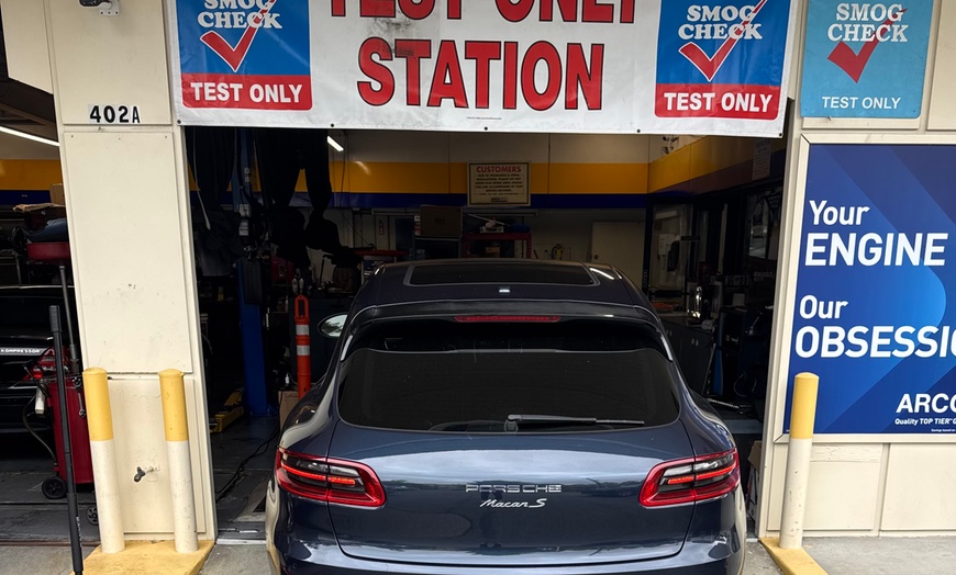 Image 2: Smog Check with Free Retest for Passenger Vehicles