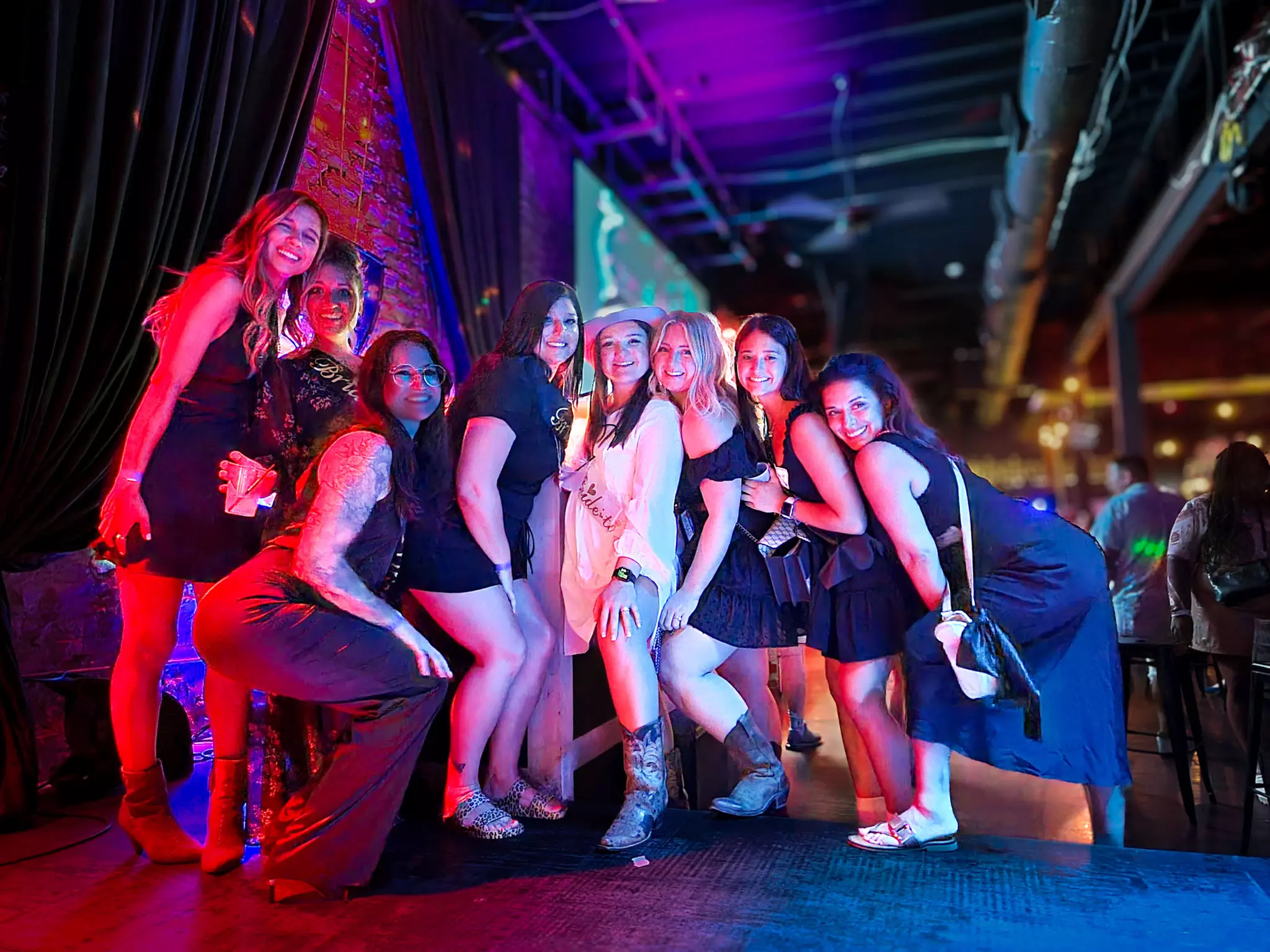Discover Top Austin Nightclubs w/ VIP Bar & Club Crawl for 1, 2, or 4