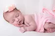 Shooting photo nouveau-né, anniversaire ou femme enceinte d'1h30 au Studio Photo Petit Ange - Second Medium