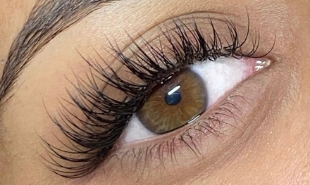Classic Eyelash extensions - Lauren Beauty