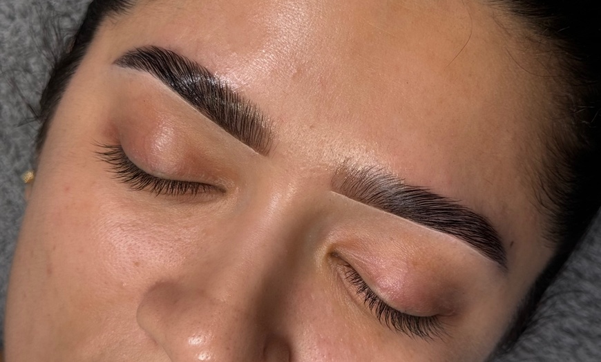 Image 5: Transform Your Brows with Eyebrow Tinting Sessions