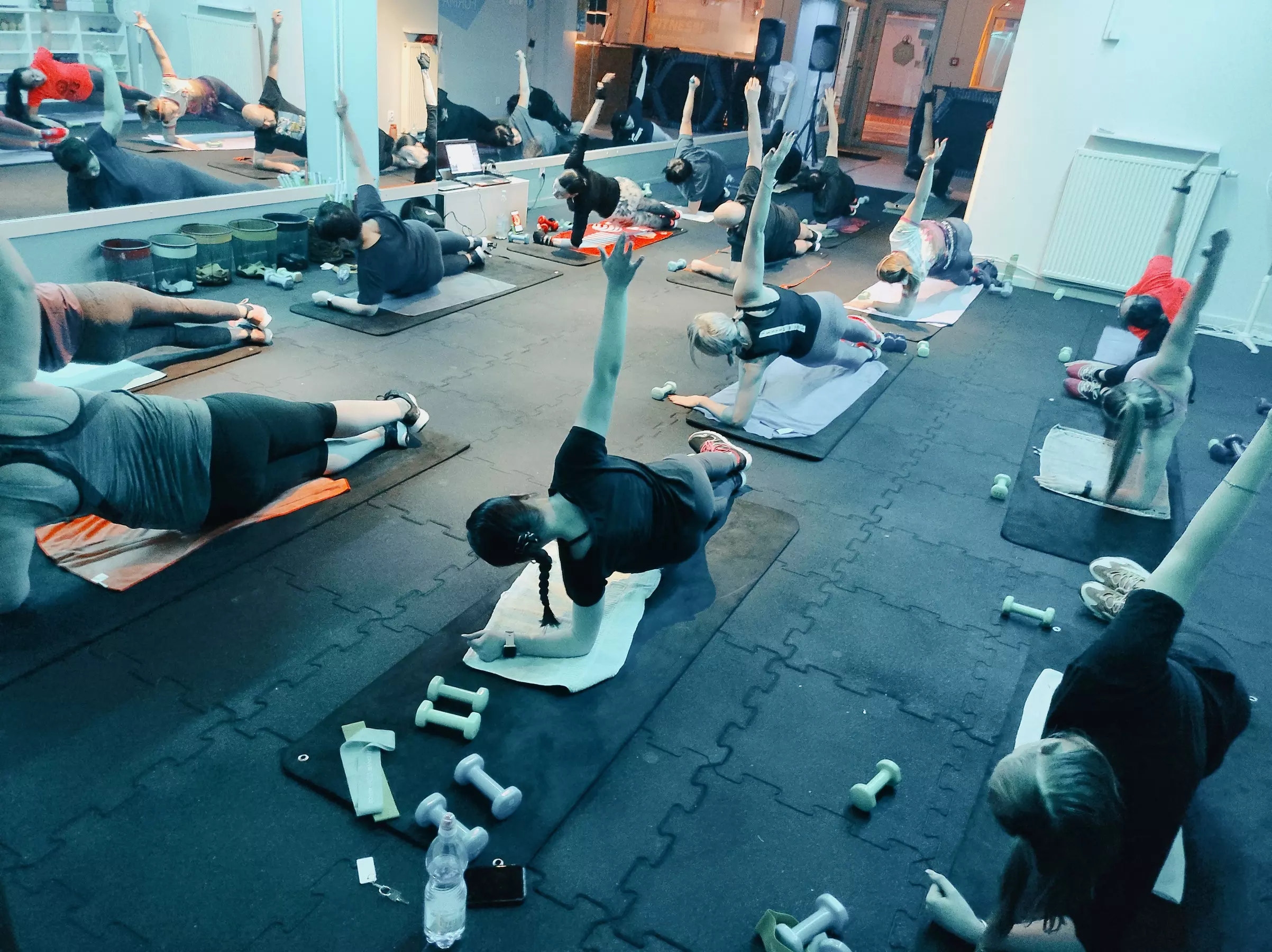 Miesięczne karnety na dowolne, grupowe zajęcia fitness