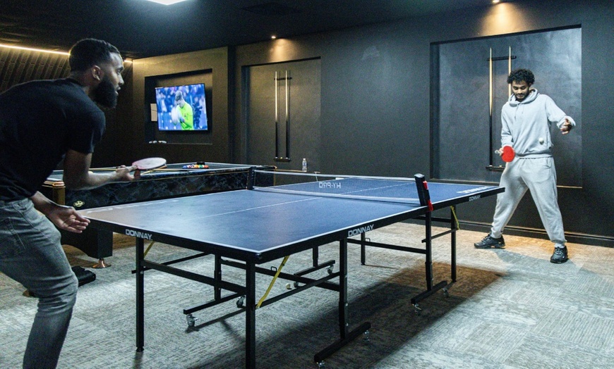 Image 1: Entertainment Room for 2 Hours w/ Refreshment-Up to 6, 12 or 30 People