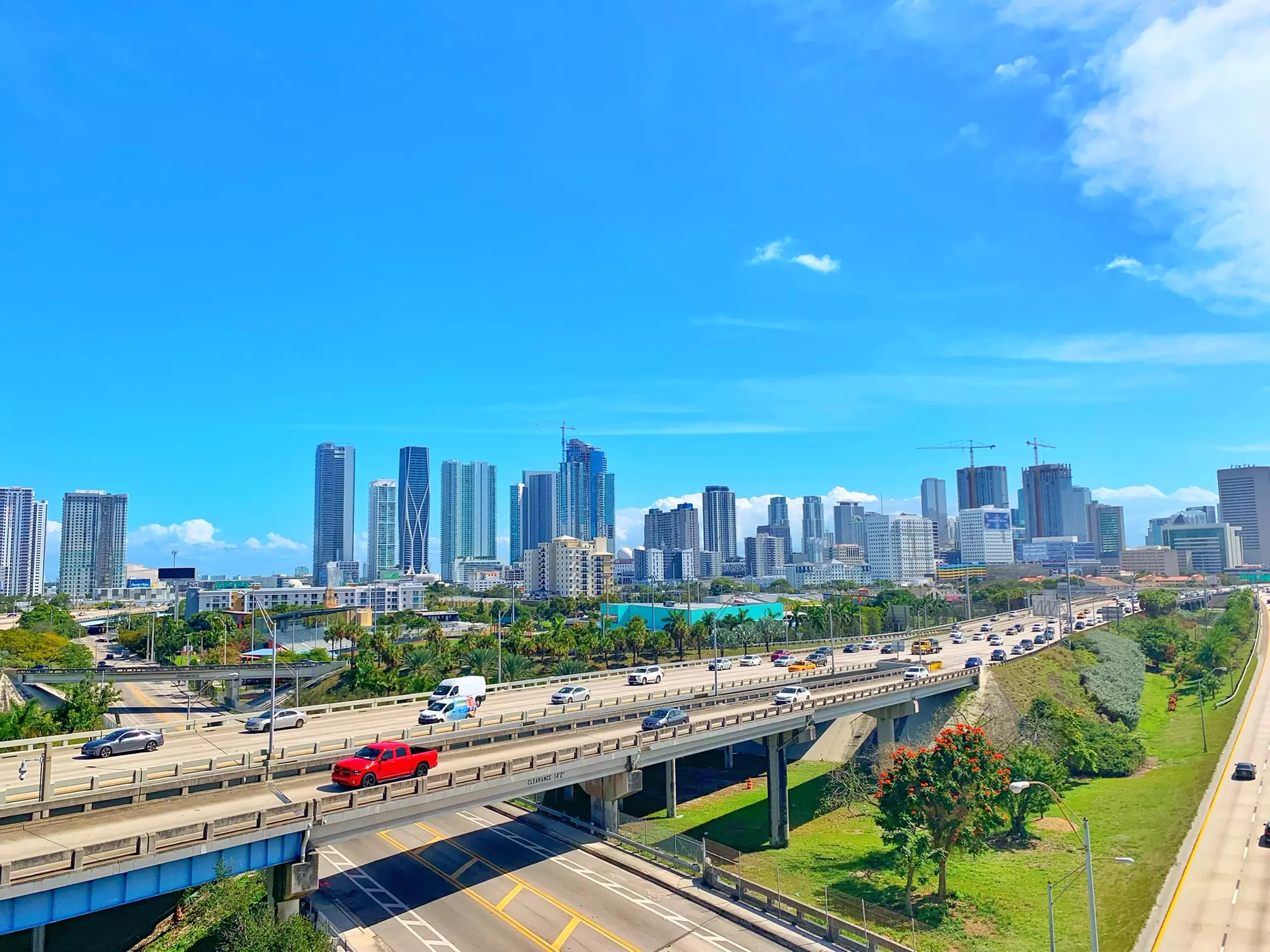 Explore Miami’s Iconic Landmarks: Double-Decker Tour and Boat Tour