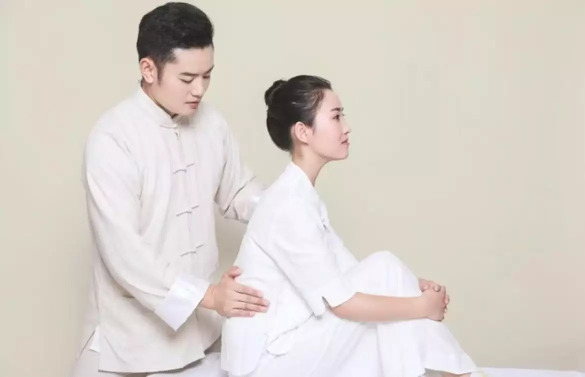 Up to 55% Off on Couples Massage at Jingu Town Spa