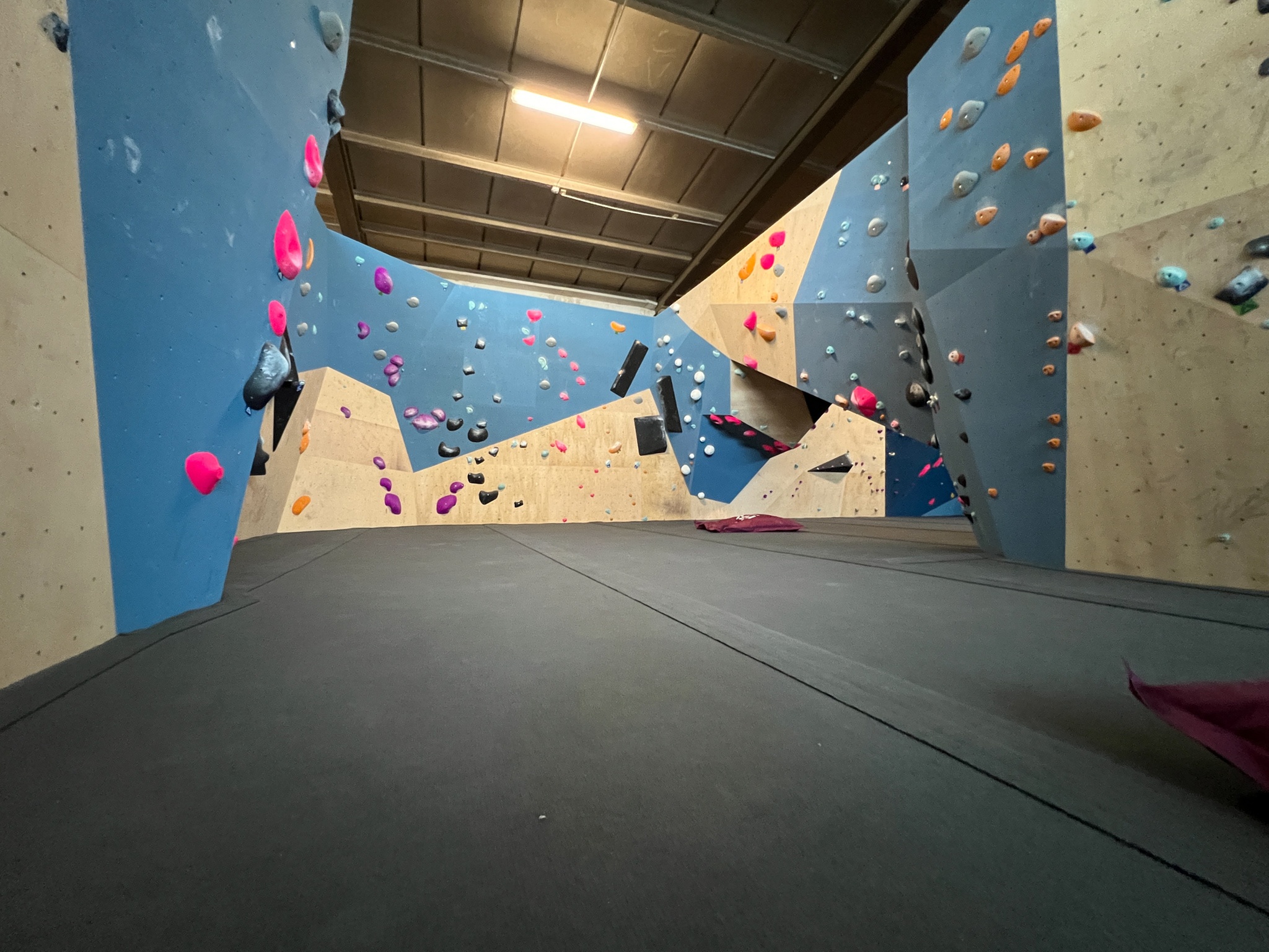 30% Rabatt auf Kletter–Halle bei Familyrocks Boulderhalle