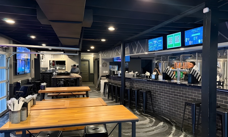 Image 2: Premium Baked Oyster Samplers, Drinks, and Dining Credits