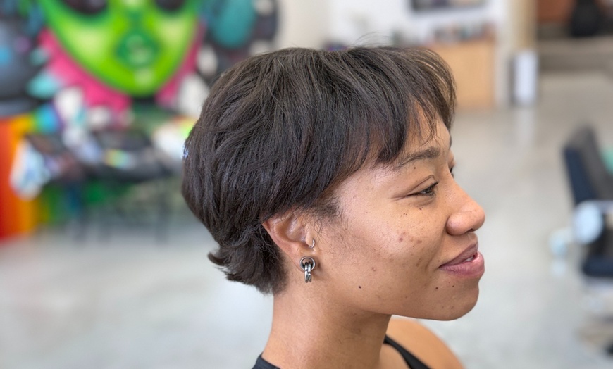 Image 6: Haircut and Deep Conditioning Treatments
