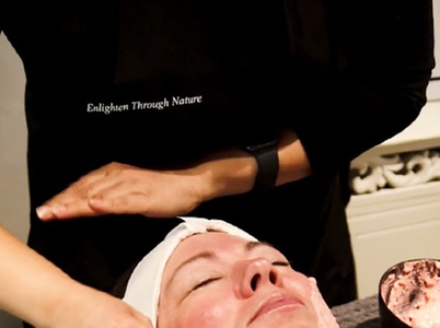 One Hour Sculpting Face Massage - Enlighten Through Nature