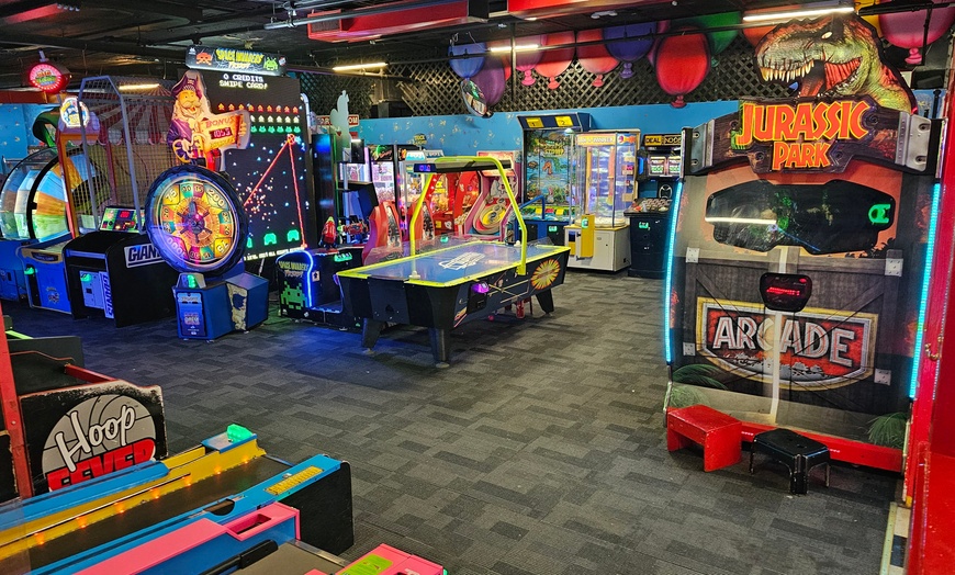 Image 4: Enjoy Eat and Play Specials at the Arcade 