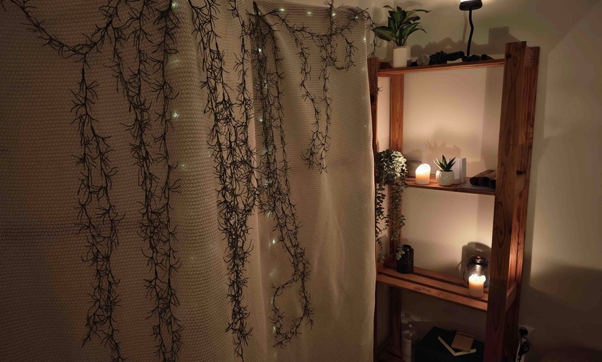 Image 3: Masaż klasyczny, relaksacyjny, gorącymi kamieniami, Kobido i więcej