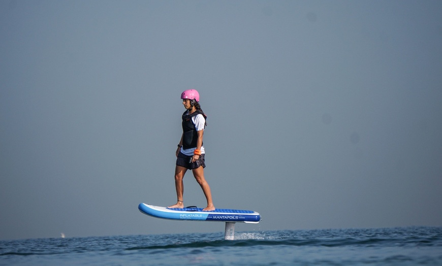 Image 1: 40-Minute Lesson and Equipment Efoil or 60-Minute Efoil Lesson for 1