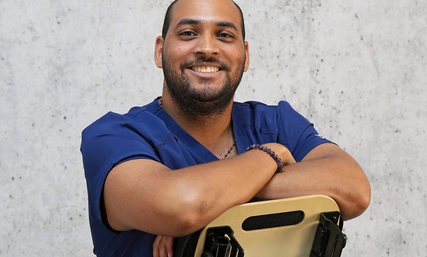 Image 3: 1 or 2 60-/90‑Min Swedish, Deep Tissue/Sports Massage w/ Aromatherapy