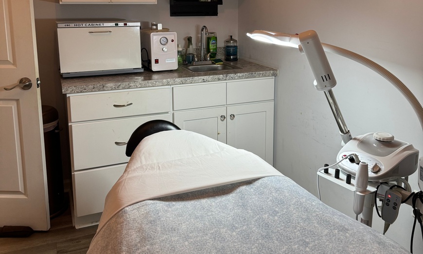 Image 3: 30-Minute Angel Express Facial