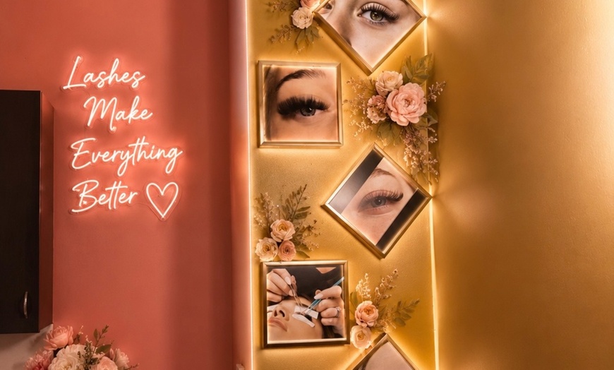 Image 8: Beautifully Lifted Lashes with a Korean Lash Lift
