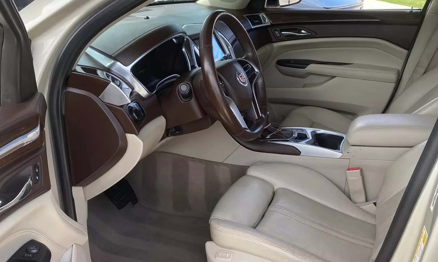 Restore & Renew: Professional Car Wash, Detailing & Paint Polish