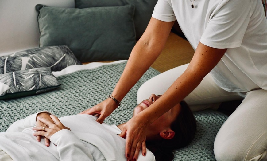 Image 7: Bien-être japonais : séance de shiatsu ou massage du dos ciblé