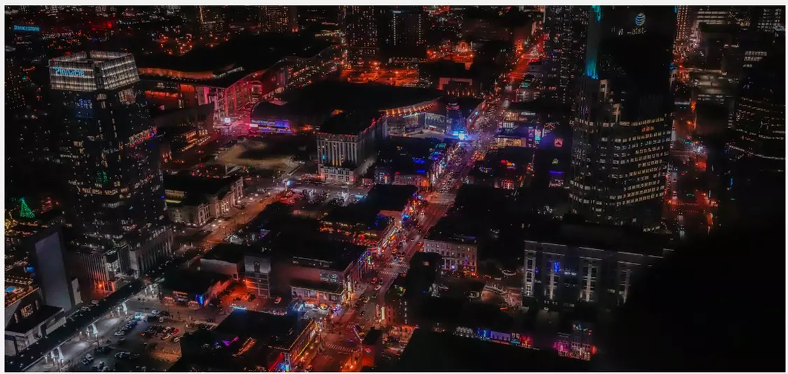 Helicopter Tours: Celebrity Homes, Downtown, or River & Nature