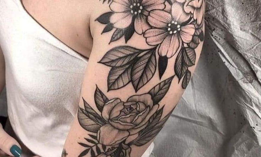 Image 4: Tattoo: Schriftzug, Motiv oder Wertgutschein für 1 Person