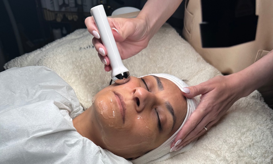 Image 4: Triple the Glow: 60-Minute Radiance Express Facials (Buy 1, 2, or 3)