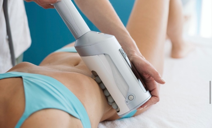 Image 4: 30- and 60-Min Endosphères Evolution Body Treatments