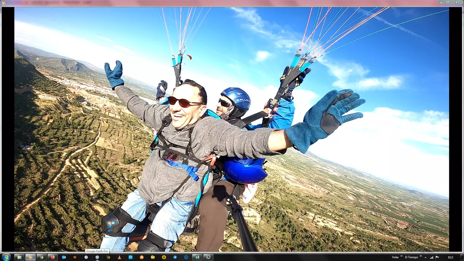 Vuelo en parapente biplaza de 30 minutos con monitor experto para 1