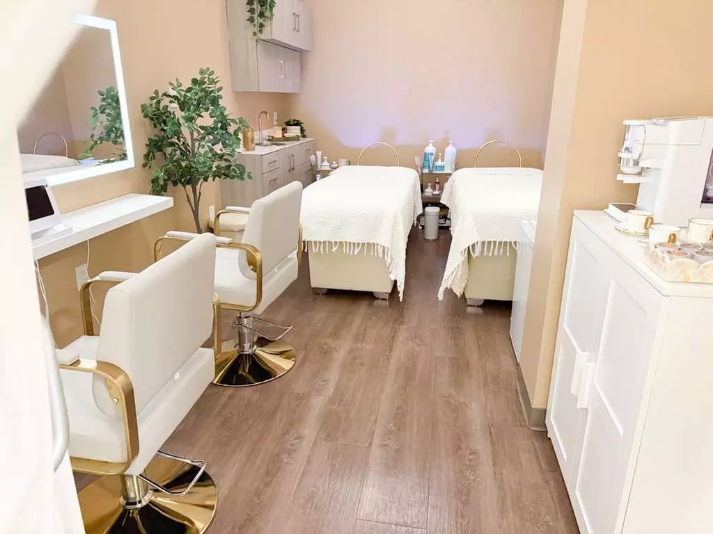 Quality Time Awaits: 1 or 2 60-Minute "Mommy & Me" Head Spa Sessions