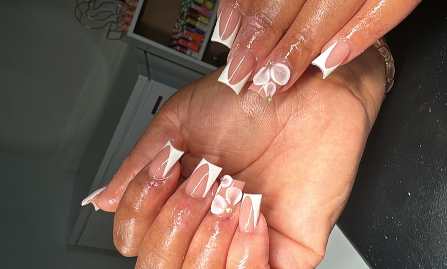 Image 2: Up to 90% Off on Nail Spa/Salon - Nail Design at NailAstheticsLab